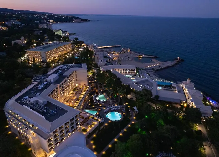 Ensana Aquahouse Hotel 5*