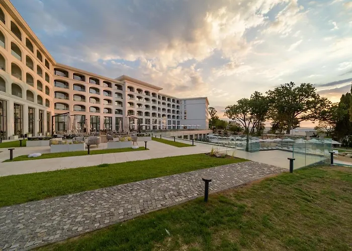 Ensana Aquahouse Hotel