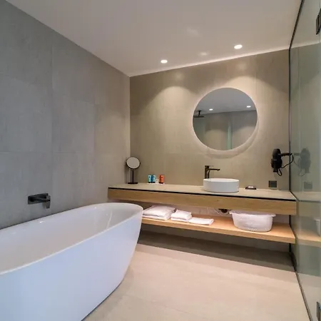 Ensana Aquahouse מלון 5*