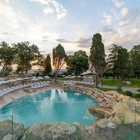 Хотел Ensana Aquahouse 5*