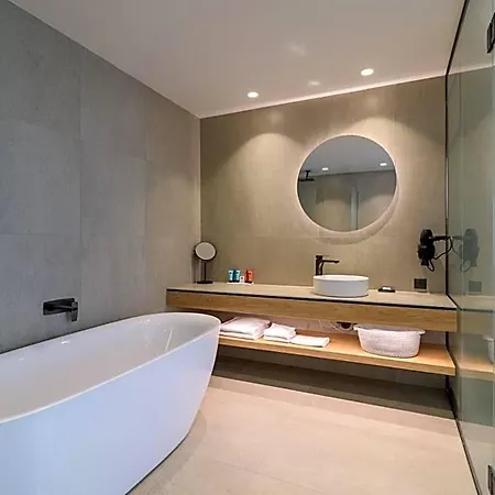 Ensana Aquahouse 5*