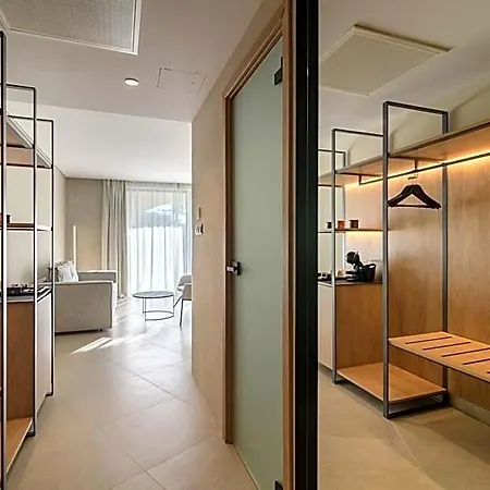 Ensana Aquahouse Hotel