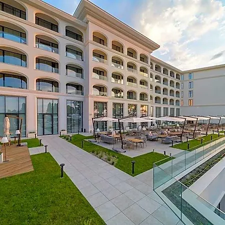 Ensana Aquahouse 5*