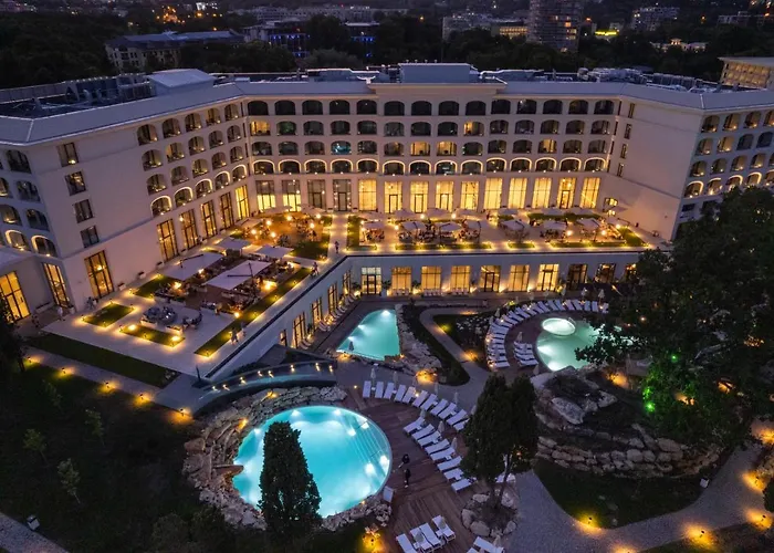 Ensana Aquahouse ホテル セインツ・コンスタンティン＆ヘレナ