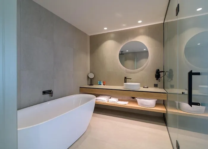 Ensana Aquahouse Hotel 5*